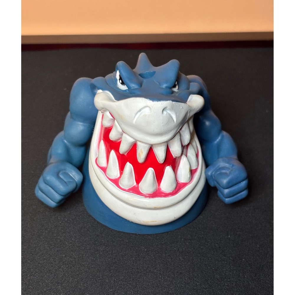 RARE Vintage 1995 Street Sharks Trapjaw Ripster Cup Topper Pizza Hut Promo